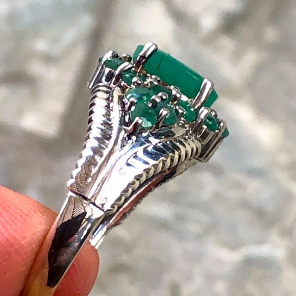 Natural Emerald Green Onyx In Sterling Silver Cluster Ring - Picture 3 of 8